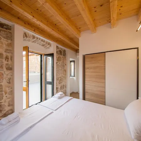 House Papin Apartamento Komiža